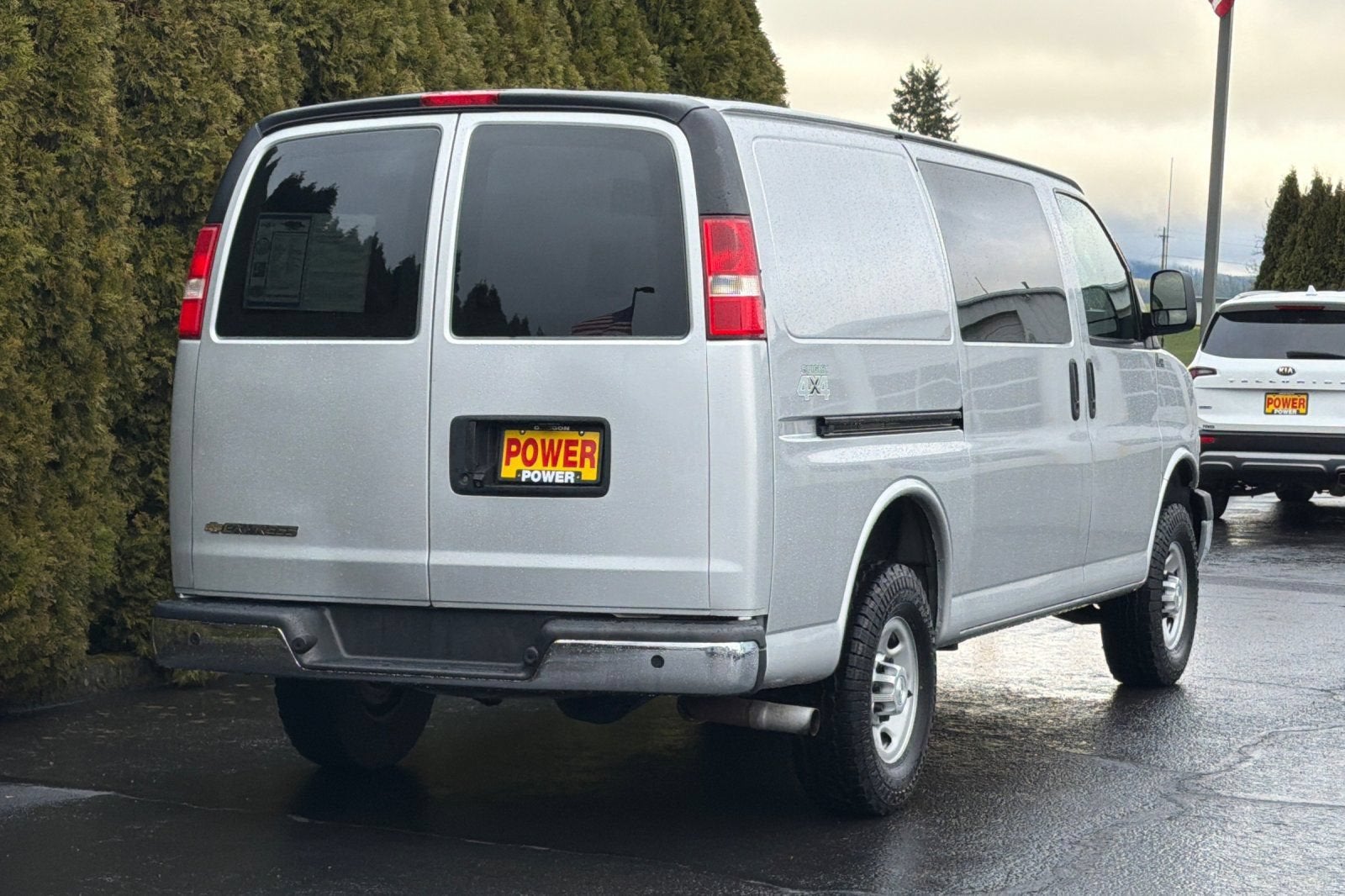 2017 Chevrolet Express Cargo 2500 — interior view