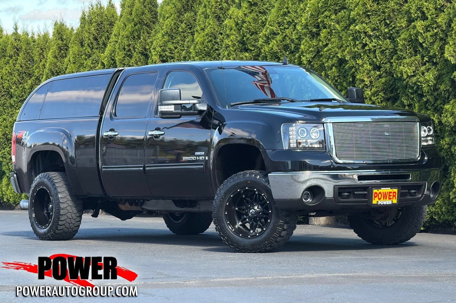 2008 GMC Sierra 2500 HD SLT in Onyx Black — front three-quarter view