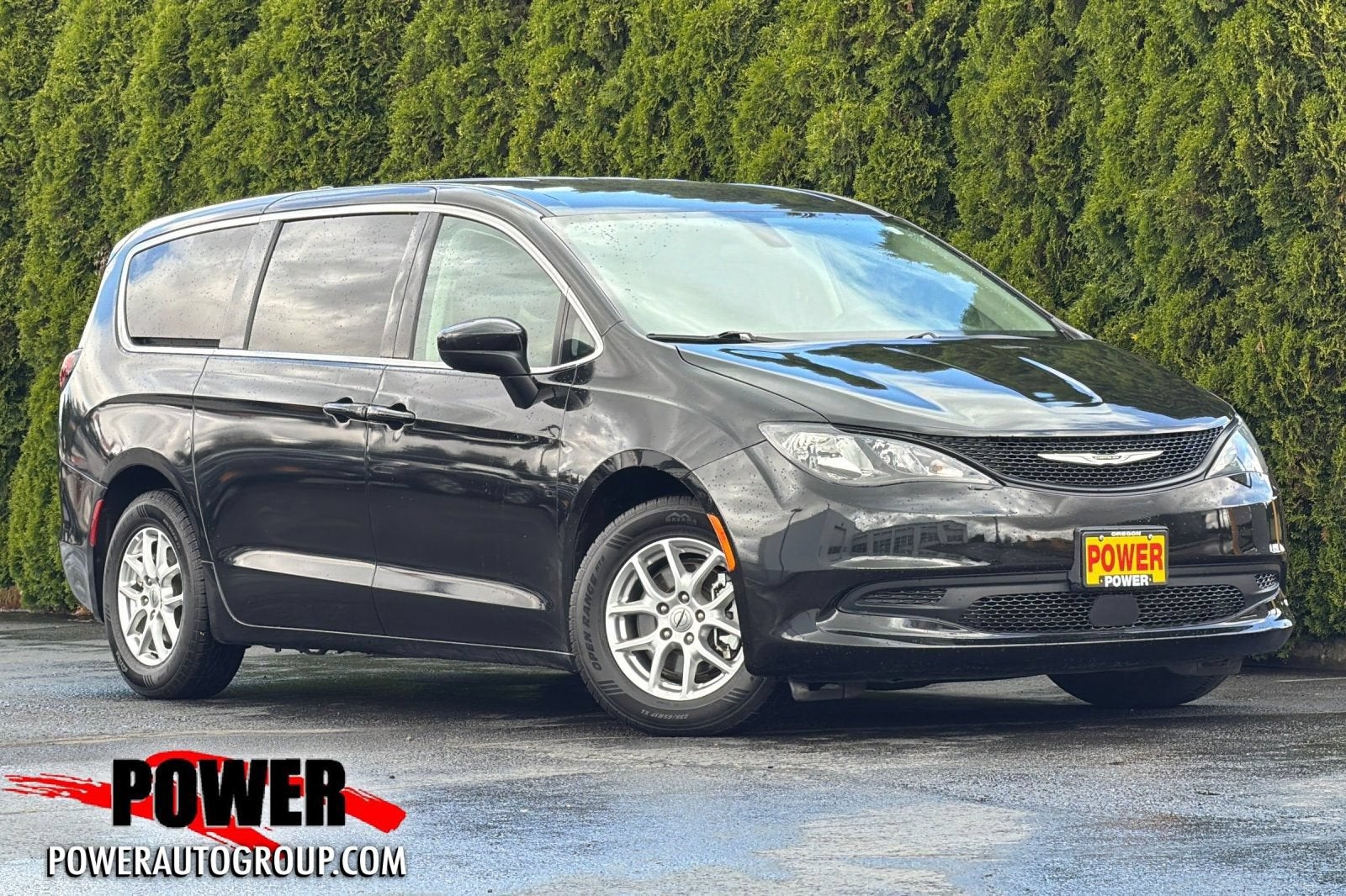 2022 Chrysler Voyager