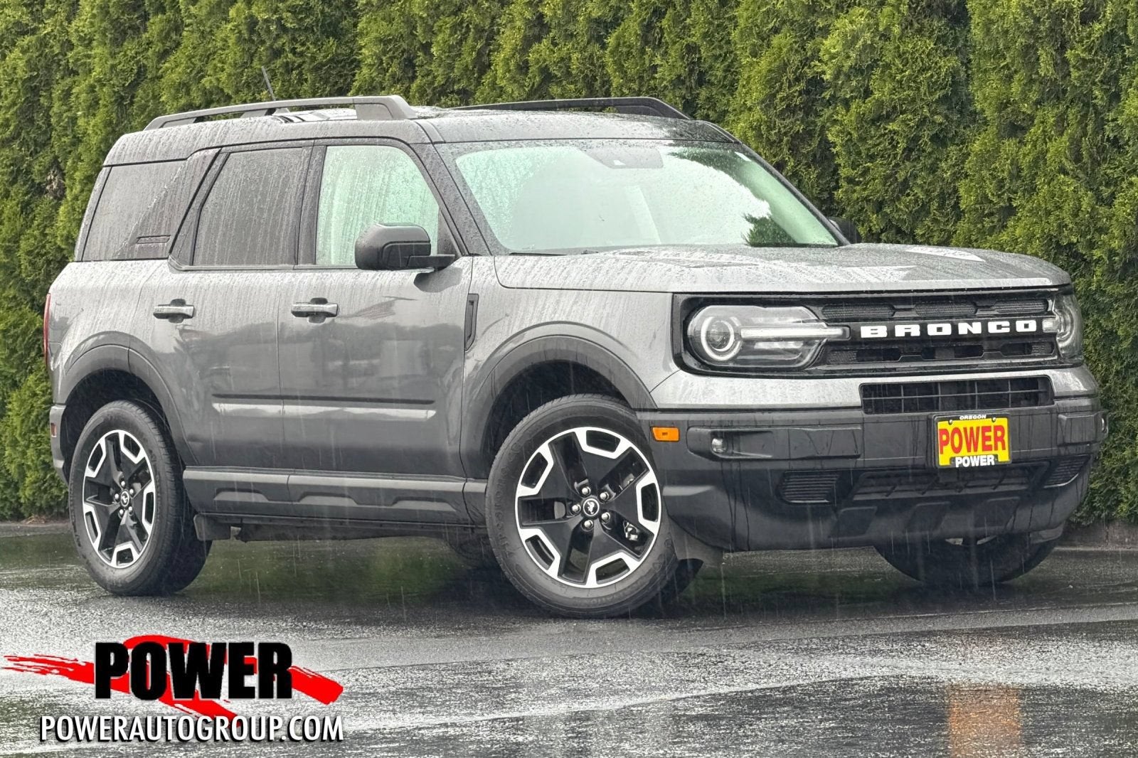 2021 Ford Bronco Sport Outer Banks in Gray — front three-quarter view