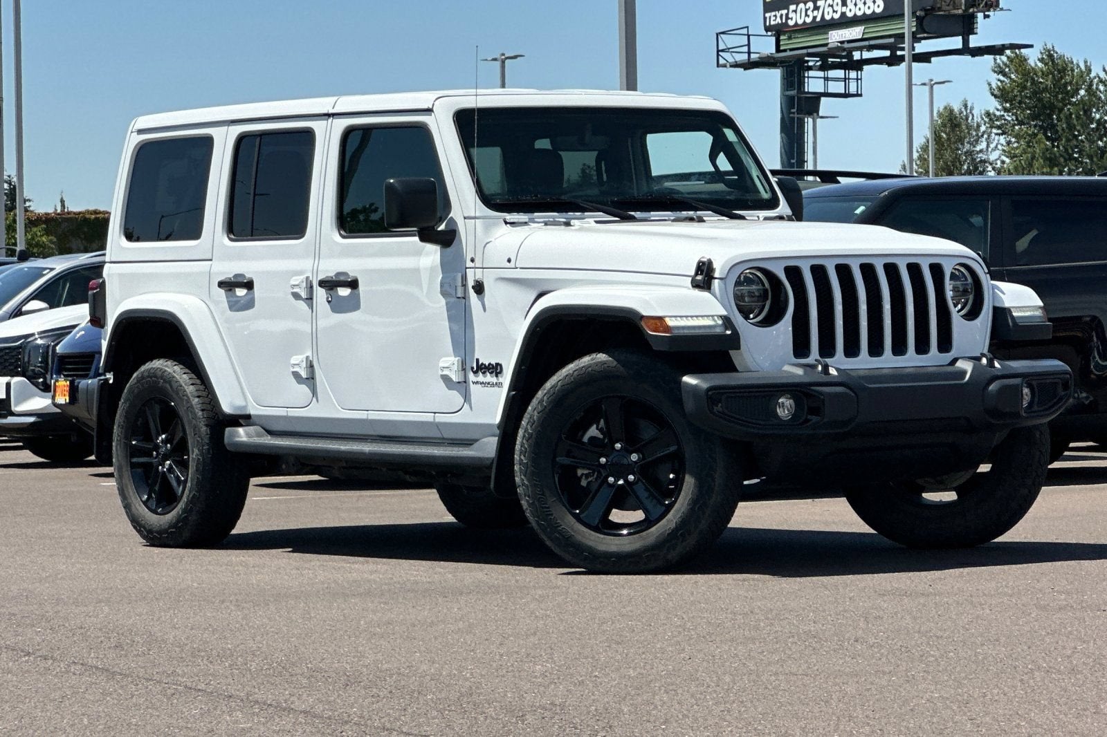 2022 Jeep Wrangler — side profile view