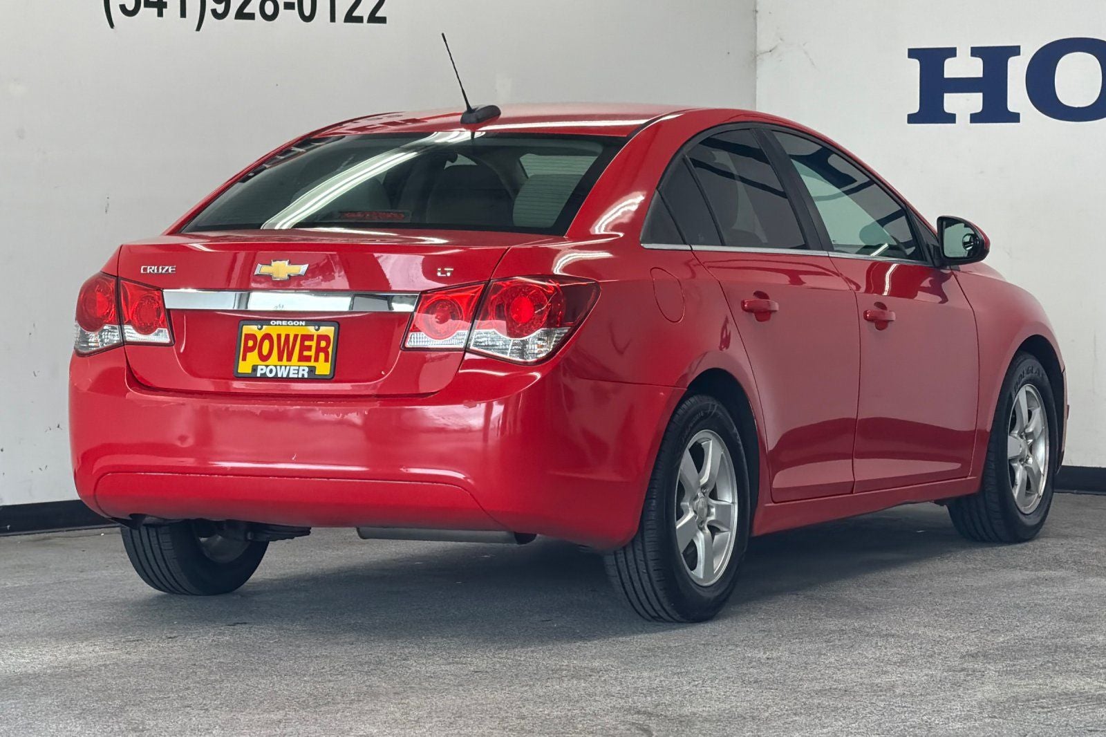 2015 Chevrolet Cruze — rear three-quarter view