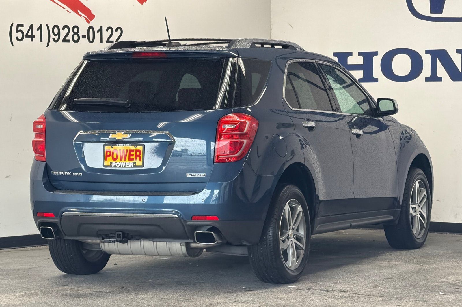 2017 Chevrolet Equinox — rear three-quarter view