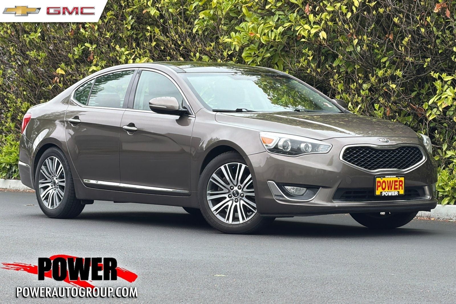 2015 Kia Cadenza Premium in Bronze Metallic — front three-quarter view