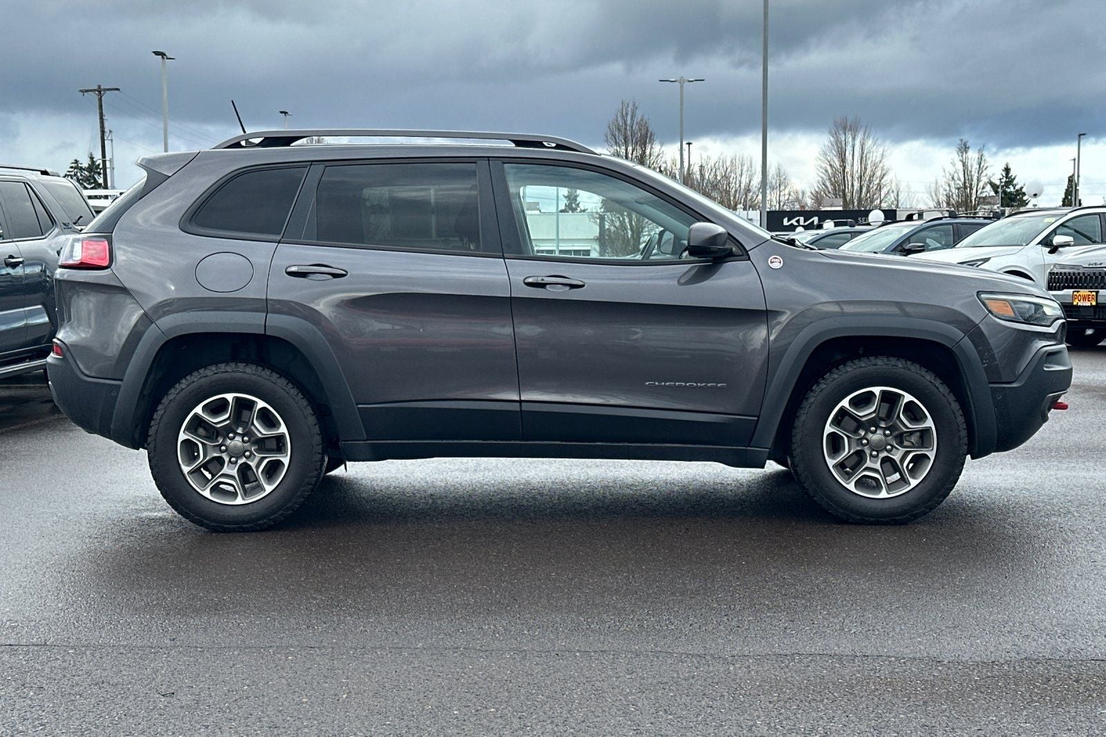 2020 Jeep Cherokee — rear three-quarter view