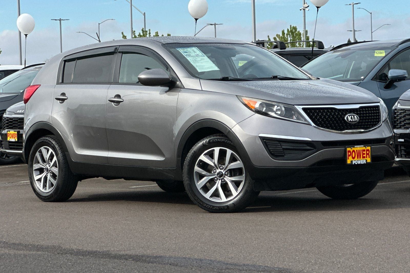 2016 Kia Sportage — side profile view